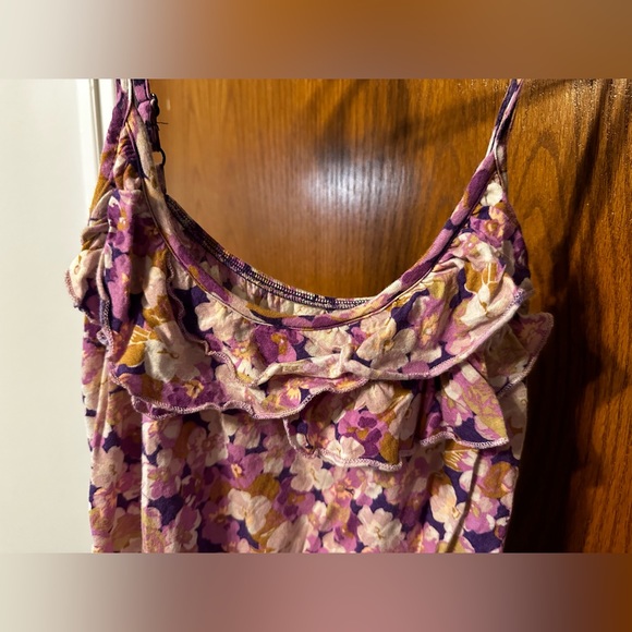 Old Navy Floral Ruffle Camisole Tank Top - Picture 2 of 3